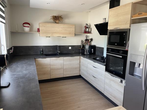 Quimper (29000) Maison rénovée avec goût – Quimper, secteur Corniguel