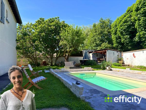 Maison
         6 pièces
        - 124 m² Exclusivité 265 000 € *