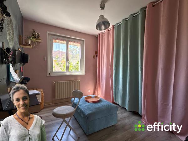 Maison
         6 pièces
        - 124 m² Exclusivité 265 000 € *