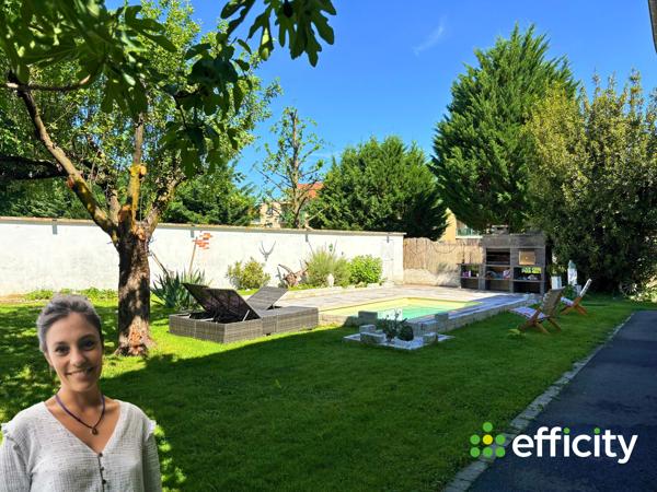 Maison
         6 pièces
        - 124 m² Exclusivité 265 000 € *