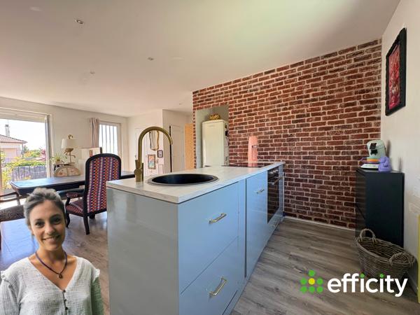 Maison
         6 pièces
        - 124 m² Exclusivité 265 000 € *