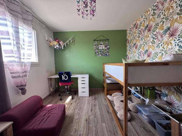 Maison familiale récente 4 chambres en DPE A
