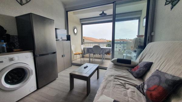 Lumineux 2 pièces avec balcon et parking