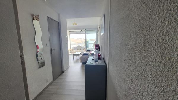 Lumineux 2 pièces avec balcon et parking