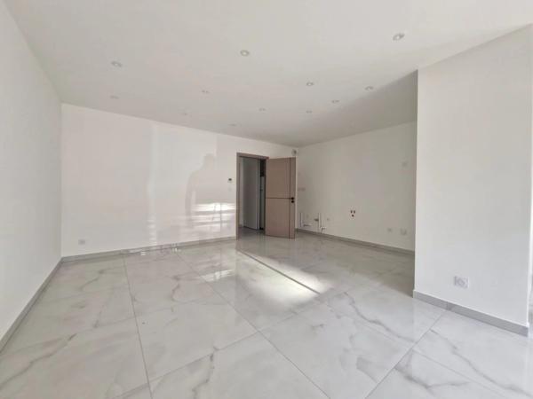 Appartement 2 pièces en rez-de-terrasse