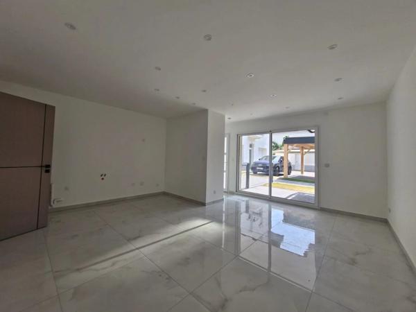 Appartement 2 pièces en rez-de-terrasse