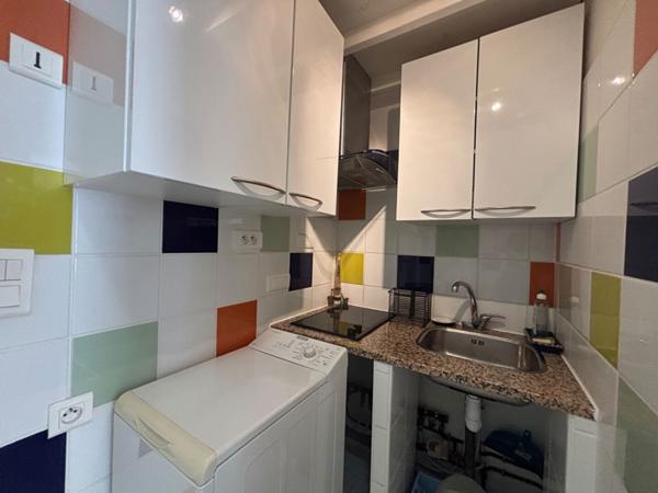 HYERES Centre ville - T1 19.6 m2- Ascenseur