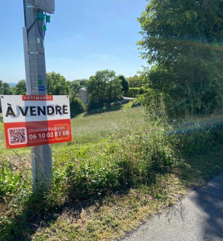Ruelle. Terrain 2858 m² avec CU