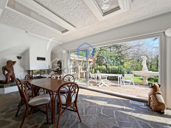 Maison de 284 m²