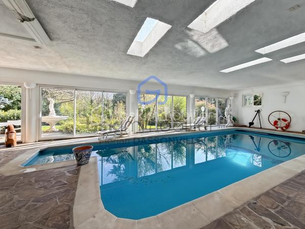 Maison de 284 m²