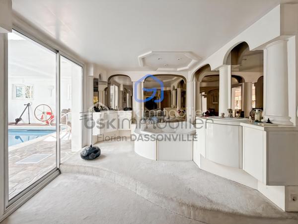 Maison de 284 m²