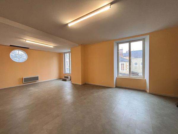 LA FLÈCHE CENTRE-VILLE IDÉAL INVESTISSEUR  T5 : 85m²