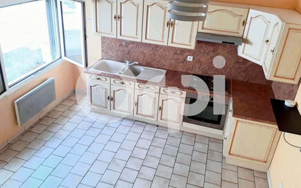 Maison à louer    2 pièces •  Crépy-en-Valois