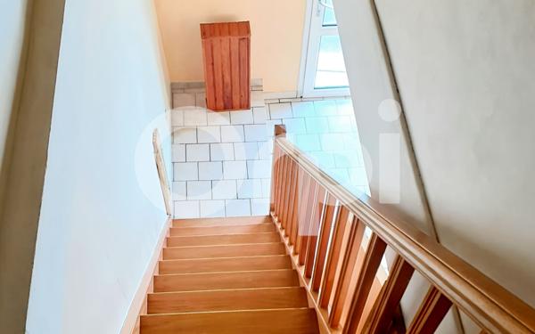 Maison à louer    2 pièces •  Crépy-en-Valois