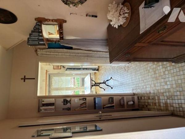 Un pavillon à usage d'habitation, située à VERVINS (02140)