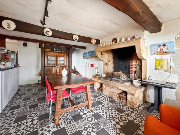 Maison à vendre 5 pièces proche de LA CLAYETTE (71) - 165 m² - 4 chambres - dépendances - terrain de 1087 m²