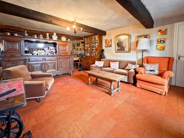 Maison à vendre 5 pièces proche de LA CLAYETTE (71) - 165 m² - 4 chambres - dépendances - terrain de 1087 m²