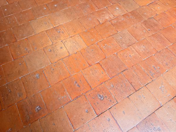 Maison à vendre 5 pièces proche de LA CLAYETTE (71) - 165 m² - 4 chambres - dépendances - terrain de 1087 m²