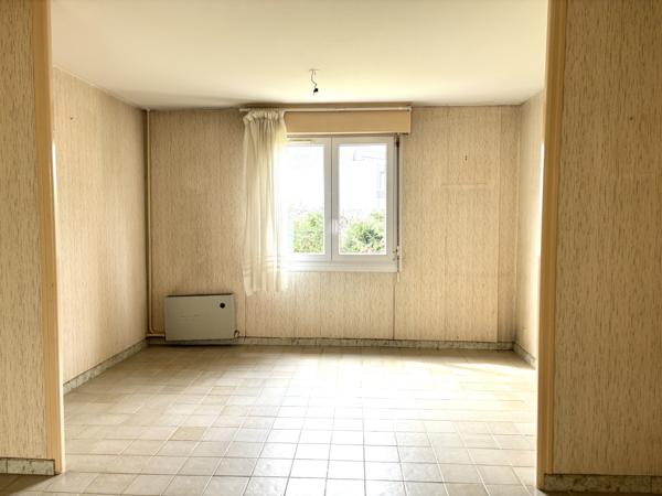 Maison
         4 pièces
        - 98 m²