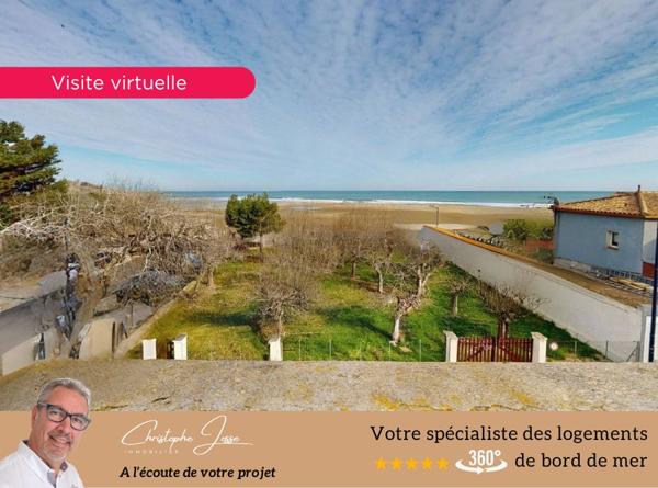 Plateau immobilier au dernier étage dans Demeure de caractère vue mer