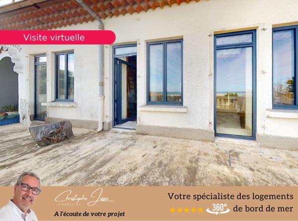 Plateau immobilier au dernier étage dans Demeure de caractère vue mer