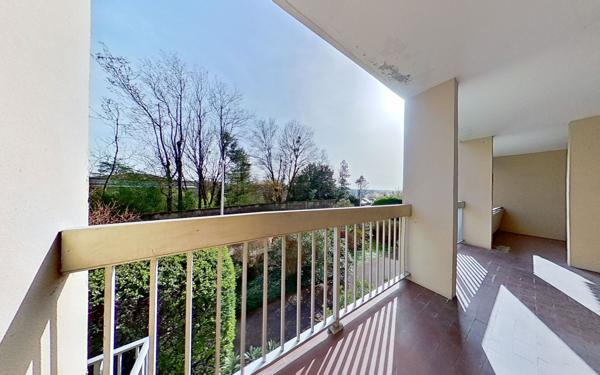 Appartement à vendre    3 pièces • 79,64 m2 Lyon 9