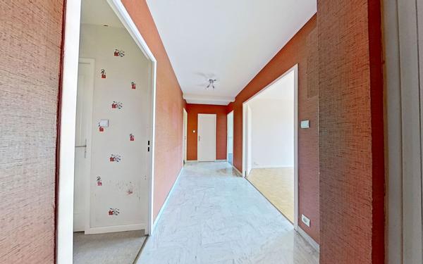 Appartement à vendre    3 pièces • 79,64 m2 Lyon 9