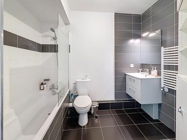 Noisy-le-Grand – Appartement 2 pièces de 43,75 m² avec balcon et parking