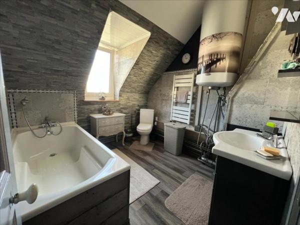 MAISON BOURGEOISE 8 PIECES 190m²