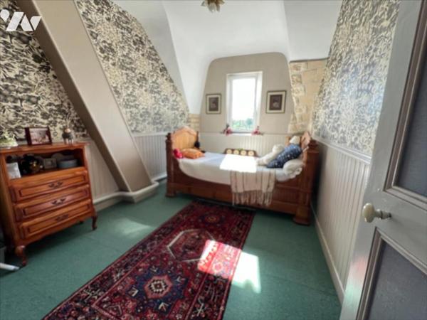 MAISON BOURGEOISE 8 PIECES 190m²