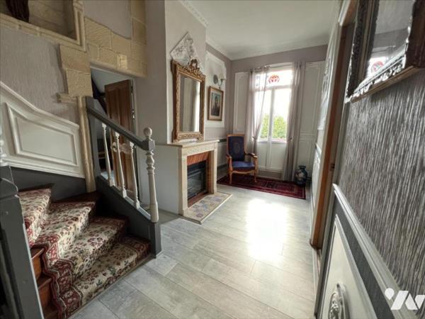 MAISON BOURGEOISE 8 PIECES 190m²