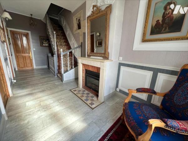 MAISON BOURGEOISE 8 PIECES 190m²