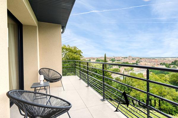 Propriété Lyon 7 pièce(s) 280.5 m2 + dépendance 64 m2 Lyon
