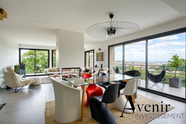 Propriété Lyon 7 pièce(s) 280.5 m2 + dépendance 64 m2 Lyon