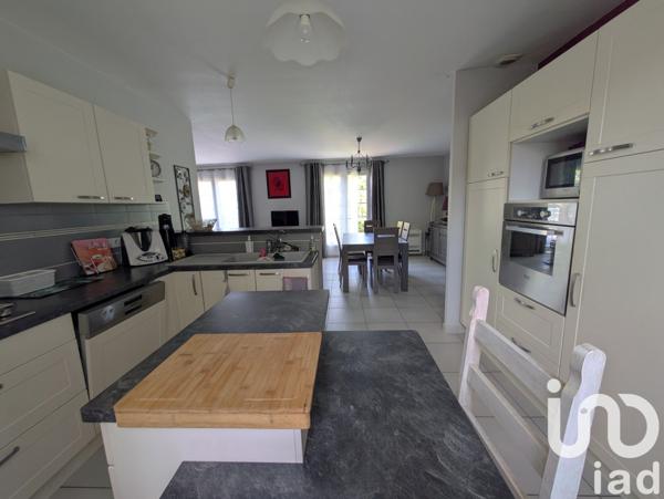 Maison à vendre 8 pièces 175 m² Chaniers