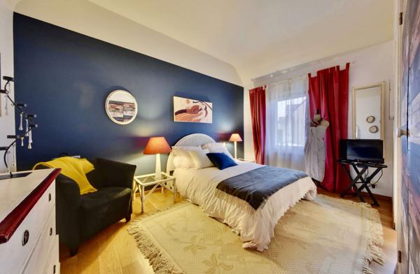 Belle maison d'architecte La Foret Fouesnant sous offre
