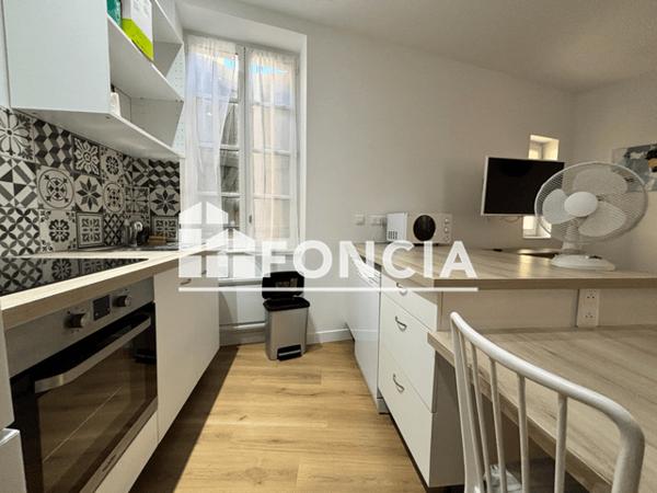 Location Appartement meublé 3 pièces 81 m² - 5 RUE DU COLLEGE Beziers 34500