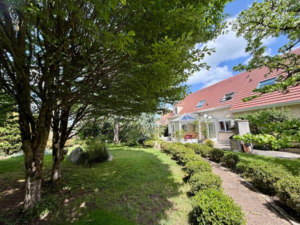 Maison familiale 7 pièces 194m² - Les Essarts-le-roi