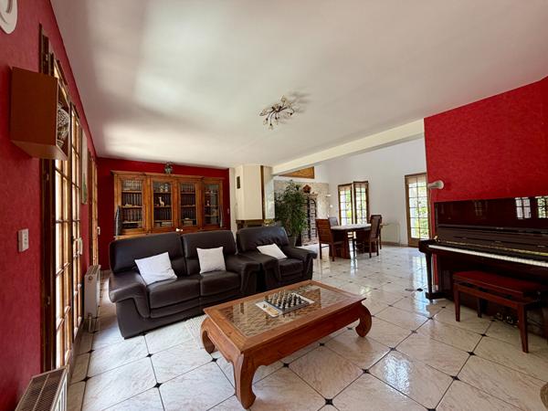 Maison familiale 7 pièces 194m² - Les Essarts-le-roi