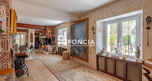 À vendre Maison 12 pièces 380 m² - Le Malesherbois 45330