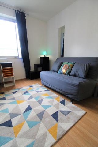 A LOUER T1 meublé - 18 m² - LYAUTEY au pied des transports