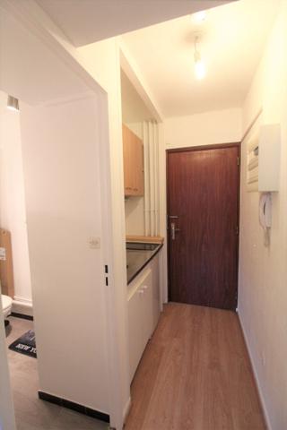 A LOUER T1 meublé - 18 m² - LYAUTEY au pied des transports