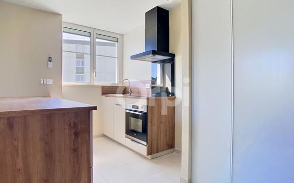 Appartement à louer    3 pièces •  Brive-la-Gaillarde