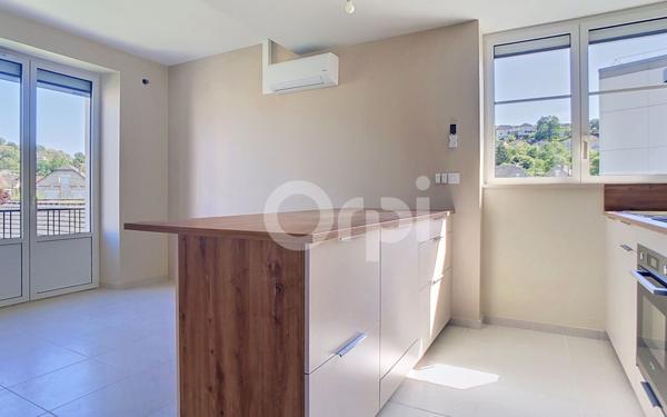 Appartement à louer    3 pièces •  Brive-la-Gaillarde