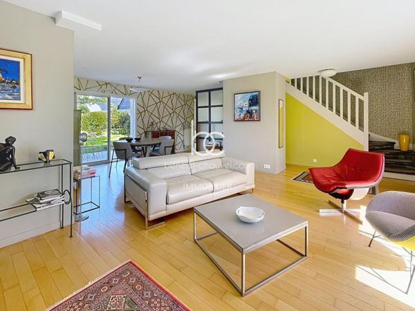 PLOEREN Maison 6 pièces 128 m²