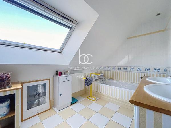 PLOEREN Maison 6 pièces 128 m²