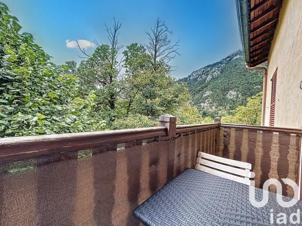 Studio 1 pièce de 19 m² à Saint-Martin-Vésubie (06450)