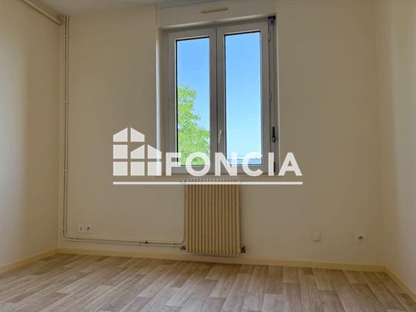Location Appartement 2 pièces 43.62 m² - RESIDENCE ST LAZARE Gien 45500
