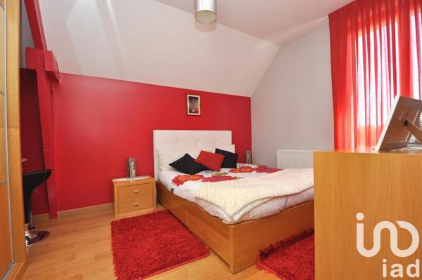 Maison traditionnelle 7 pièces de 155 m² à Massy (91300)