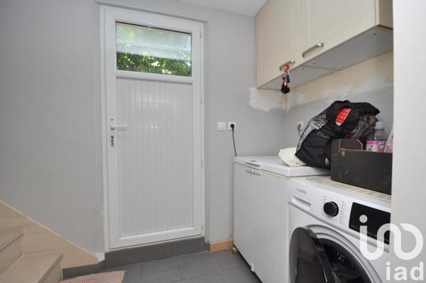 Maison traditionnelle 7 pièces de 155 m² à Massy (91300)